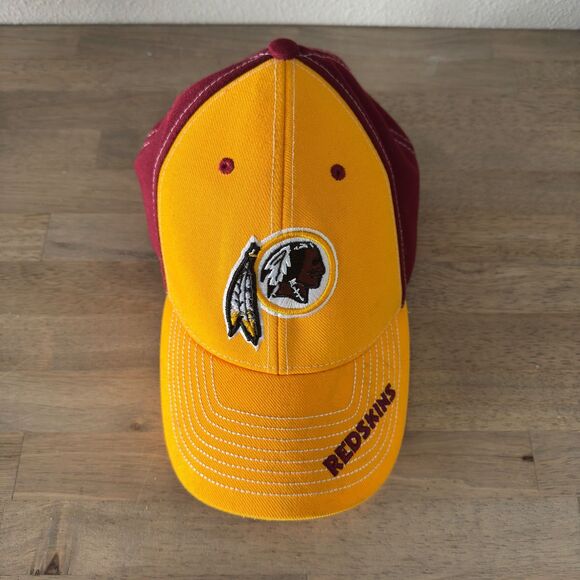 Washington Redskins Adjustable Hat NFL Team Apparel Fan Favorite Burgundy Gold - Picture 2 of 10